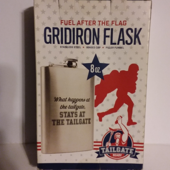 Football Tail Gate Collection - Picture 5 of 15